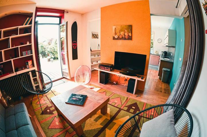 Gîte pour 4 personnes, avec Terrasse et Jardin ainsi que Piscine et Vue à Cran-Gevrier - 3