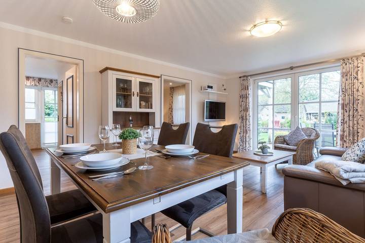 Ferienwohnung für 5 Personen, mit Terrasse und Garten in St. Peter-Ording
