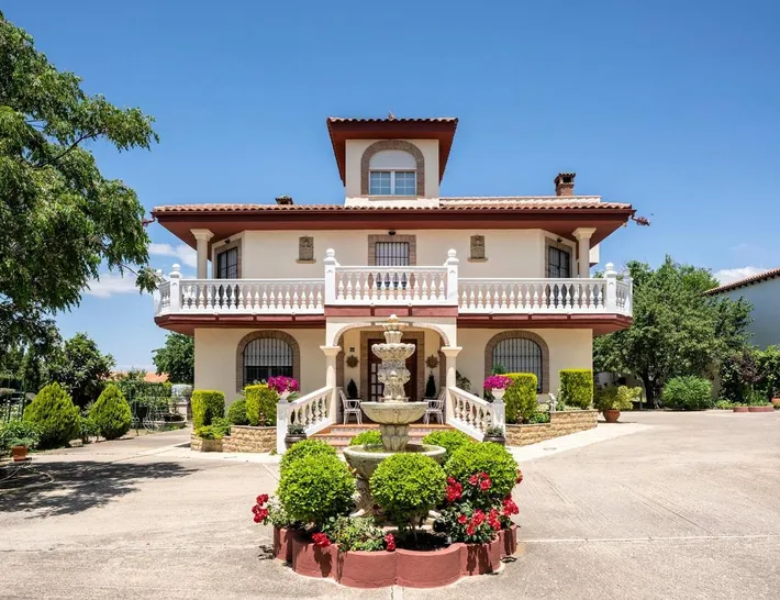 Maison de vacances pour 9 personnes, avec piscine ainsi que vue et jardin, animaux acceptés - 1