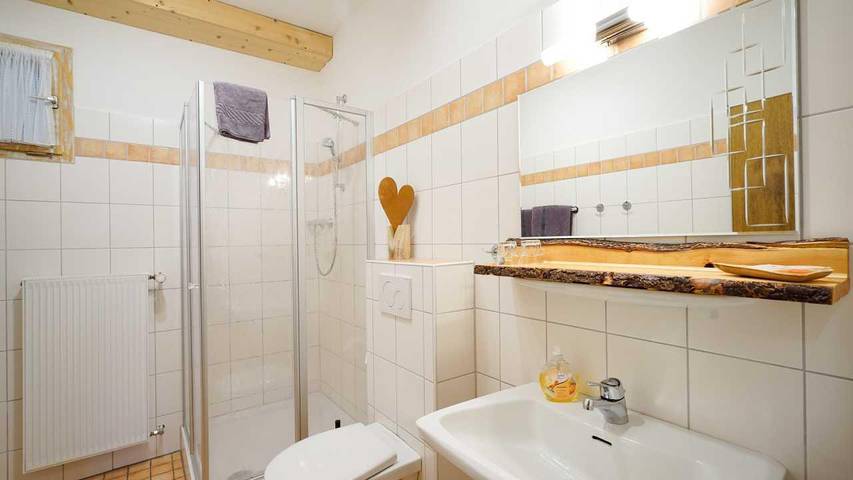 Ferienwohnung für 2 Personen, mit Terrasse und Garten sowie Pool und Sauna in Poppenhausen - 4