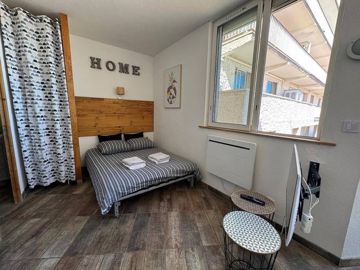 Gîte pour 2 personnes, avec vue, animaux acceptés dans Port De Saint Cyprien - 4