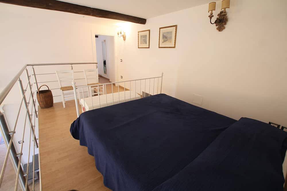Ganze Wohnung, Toraldo Wohnung im Herzen des historischen Zentrums in Tropea, Vibo Valentia Provinz
