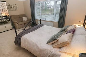 Holiday Home for 2 People in Pembroke, Pembrokeshire, Photo 1