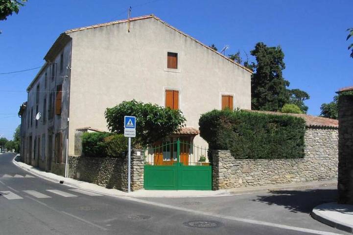 Location de vacances pour 6 personnes, avec jardin, animaux acceptés à Pépieux