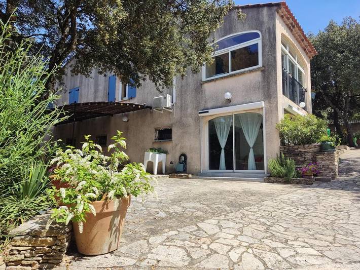 Gîte pour 2 personnes, avec jardin et vue à Castillon-du-Gard - 3