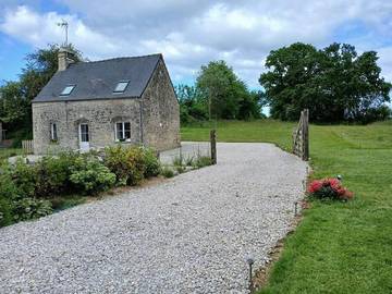 Gîte pour 4 personnes, avec terrasse et jardin à Yvetot-Bocage