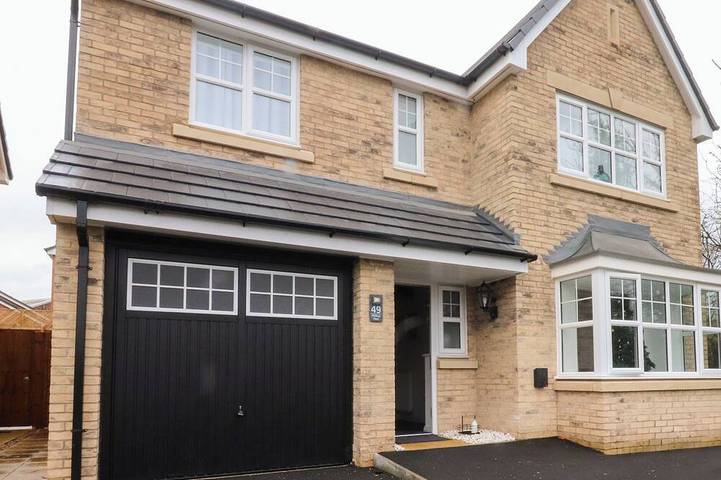 Log cabin for 8 people, with Garden in Carnforth