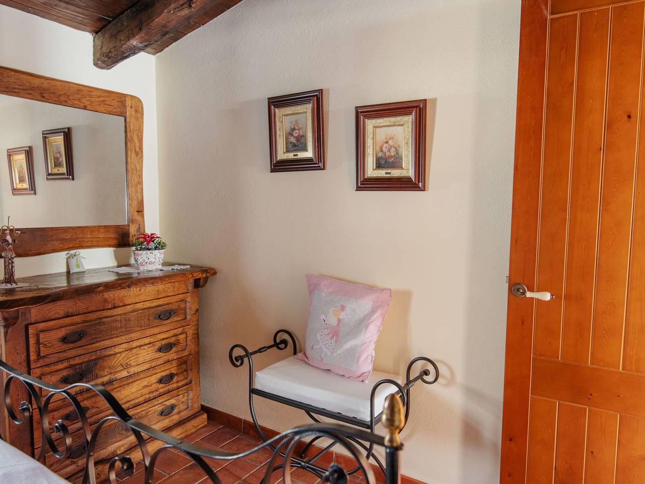 Ganze Wohnung, Superior-Doppelsuite mit Schlafsofa in Bigues i Riells, Barcelona Binnenland