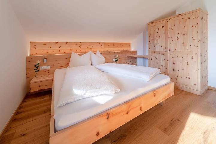 Ferienwohnung für 4 Personen, mit Pool und Balkon sowie Garten in Marling - 3