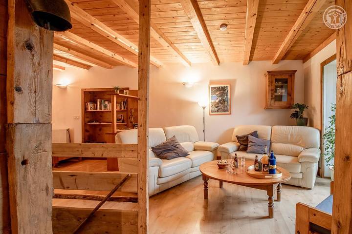 Gîte pour 6 personnes, avec terrasse dans Bauges - 4