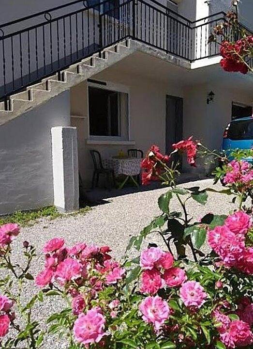 Gîte pour 2 personnes, avec jardin à Onet-le-Château