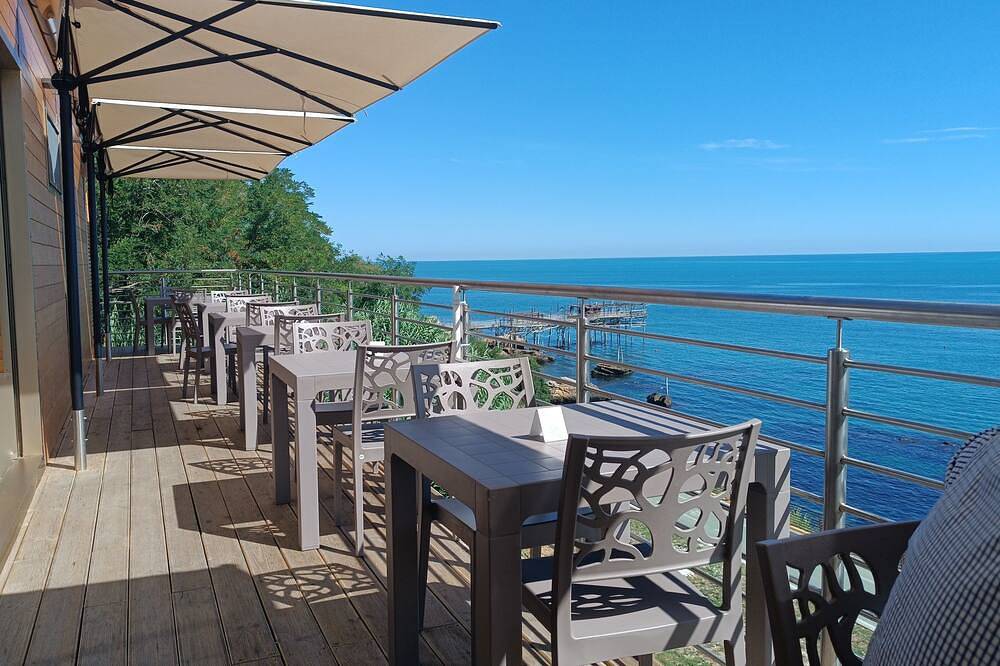 \"Borgo Ragnitill\" Amazing Holiday Home, 15 Guests, Lanciano (Ch) in Lanciano, Provincia de Chieti