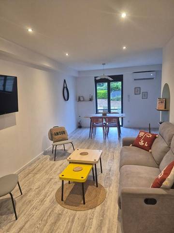 Gîte pour 4 personnes, avec jardin et jacuzzi à Gleizé