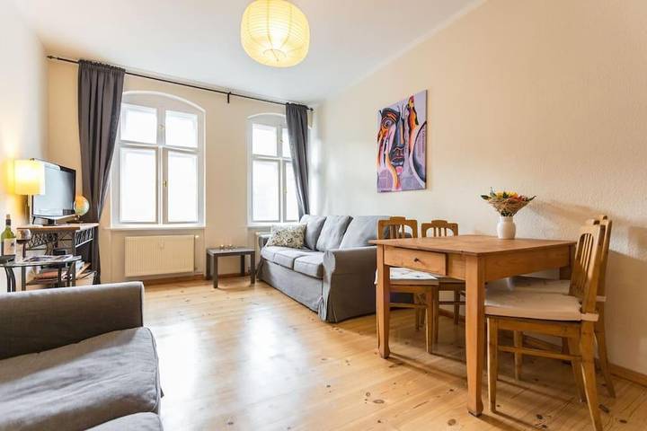 Ferienwohnung für 3 Personen, mit Ausblick in Prenzlauer Berg Berlin