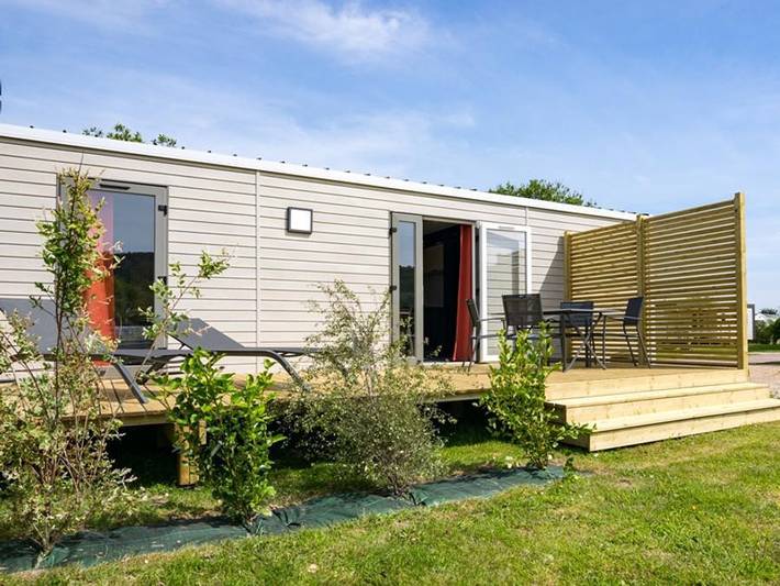 Camping pour 4 personnes, avec bassin pour enfant dans Basse-Normandie