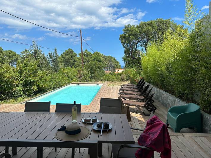 Maison de vacances pour 8 personnes, avec Terrasse et Piscine à Sari-Solenzara