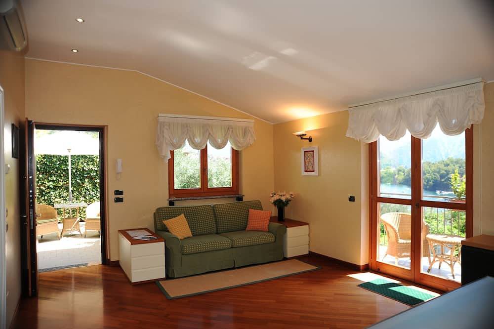Ganze Wohnung, Herrlicher Blick auf die Insel Comer See in Sala Comacina, Sala Comacina und Umgebung