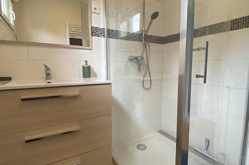 Petit Gîte en Auvergne Entièrement Rénové in Giat, Puy-de-Dôme