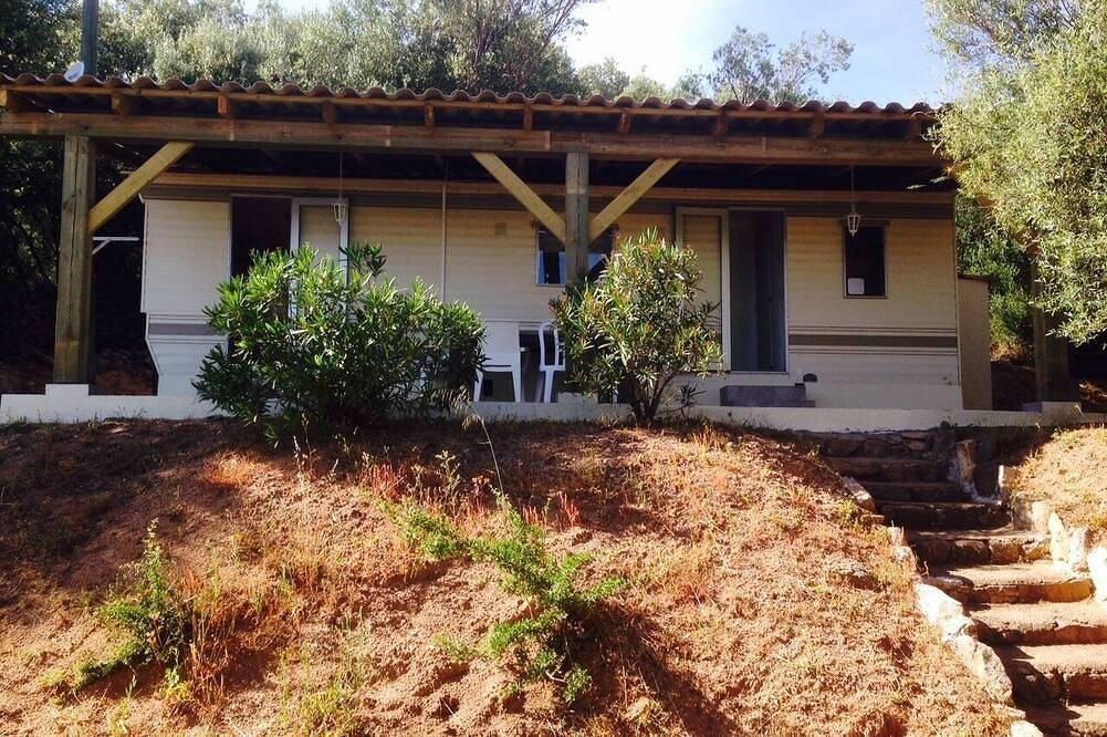 Mobil-home à Figari au Hameau de San Gavino in Figari, Arrondissement de Sartène
