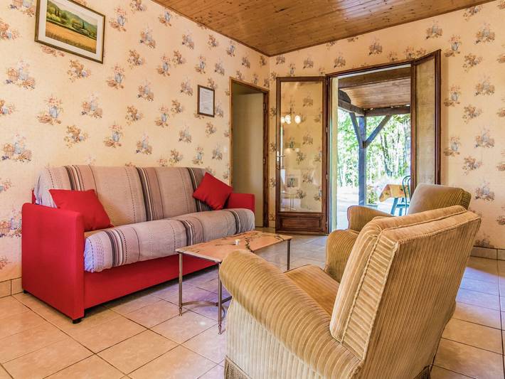 Location de vacances pour 5 personnes, avec piscine et jardin à Salignac-Eyvigues - 3
