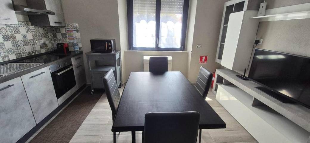 Gîte pour 3 personnes, avec balcon à Carbonia - 4