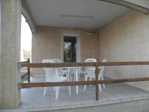 Location de vacances pour 6 personnes, avec piscine et terrasse, animaux acceptés à Lablachère - 3