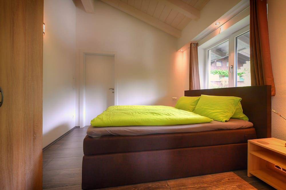 Ganze Wohnung, Wunderschöne neue Ferienwohnung fur 2-7 personen. 4 Edelweiss in Lofer, Pinzgau
