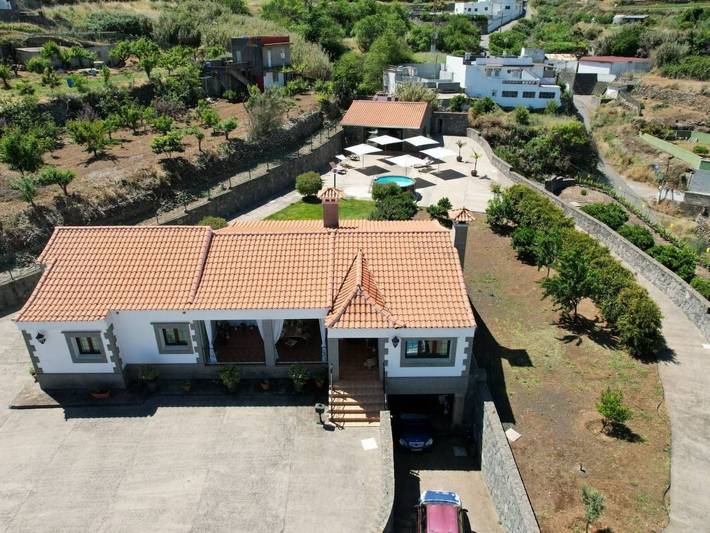 Casa rural para 8 personas, con piscina además de jardín y terraza en Vega de San Mateo - 3