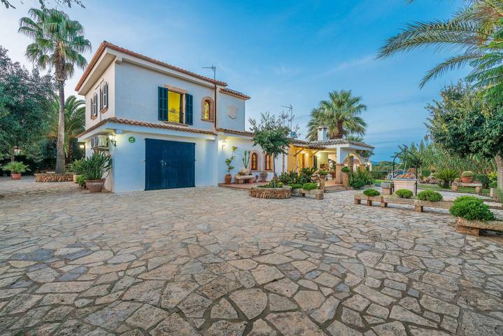 Santa Eulalia Petit - Villa con piscina privada en Santa Margarita. Wifi Gratis in Santa Margalida, Mallorca Norte