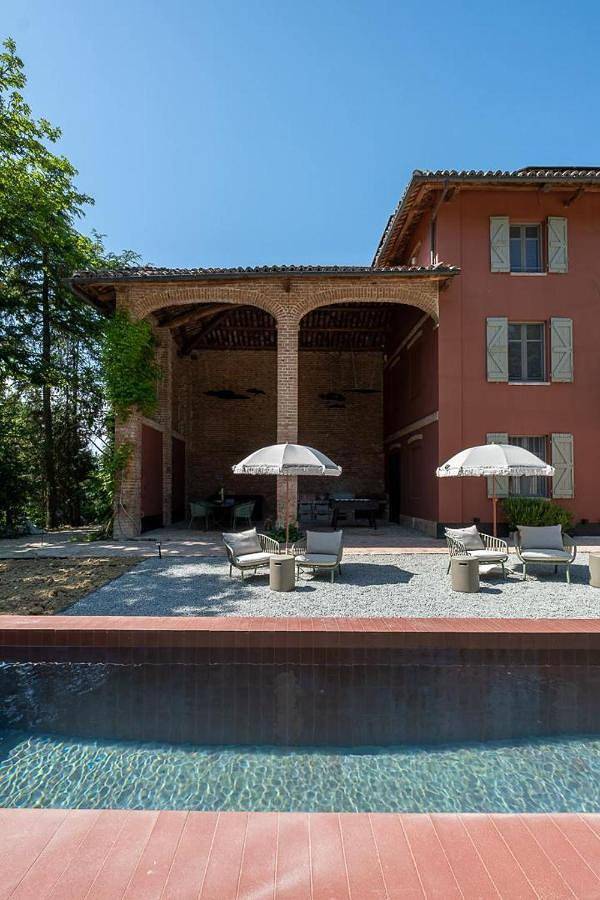 Chambre d’hôte pour 2 personnes, avec Jardin ainsi que Piscine et Vue à Nizza Monferrato