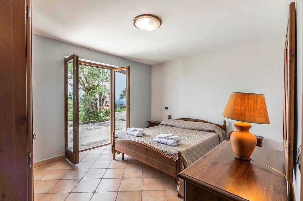 Splendida casa con 7 camere da letto a. in Caiazzo, Provincia di Caserta