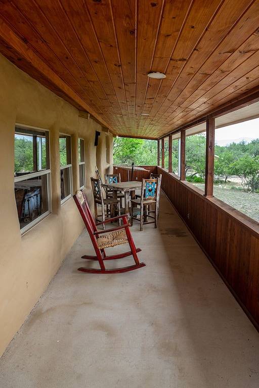 Großgruppenvermietung! Mieten Sie alle 4 unserer Einzelkabinen für absolute Privatsphäre! in Uvalde County