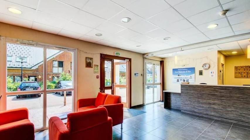 Appartement de vacances pour 8 personnes, avec sauna ainsi que terrasse et piscine, animaux acceptés