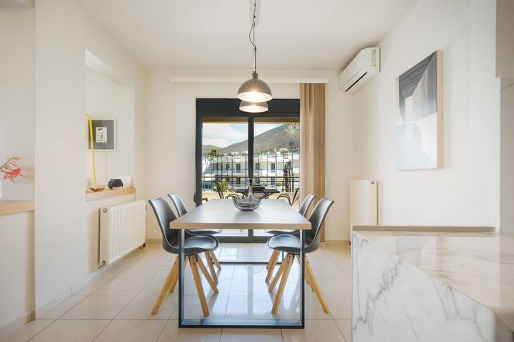 Entire apartment, Apartment 'Anthi's' with Mountain View, Wi-Fi and Air Conditioning in Limenas Chersonisou, Iraklio-Heraklio region