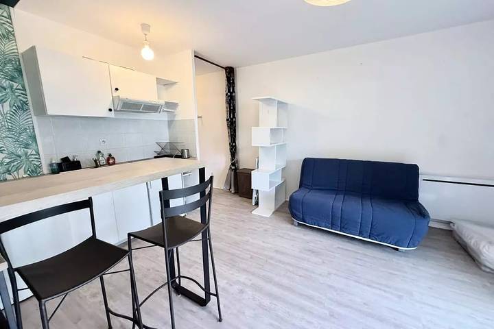 Gîte pour 2 personnes, avec jardin à Aytré