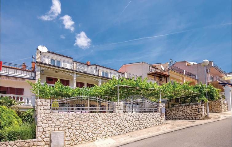 Gîte pour 4 personnes, avec terrasse à Crikvenica - 2