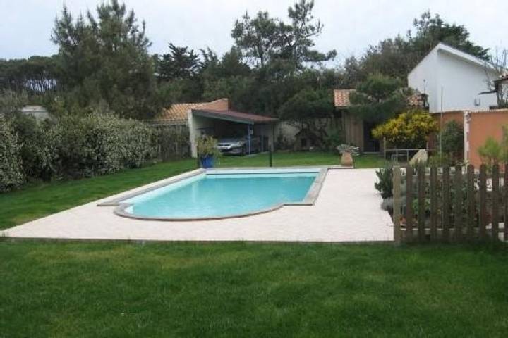 Gîte pour 6 personnes, avec piscine et jardin à Lacanau - 3