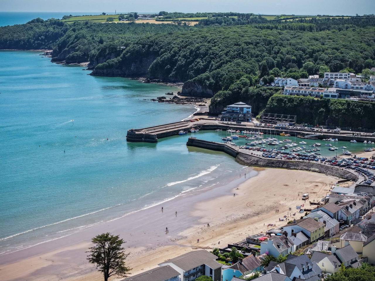 Entire apartment, Minarvon - 2 Bedroom Apartment - Saundersfoot in Saundersfoot, Pembrokeshire