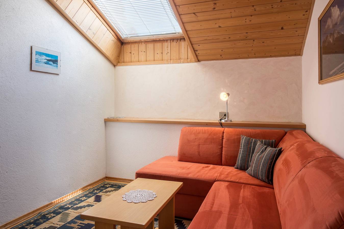 Entire apartment, Apartment 'Gamperhof Latemar' with Mountain View, Shared Terrace and Whirlpool in Karneid, Dolomiti Superski