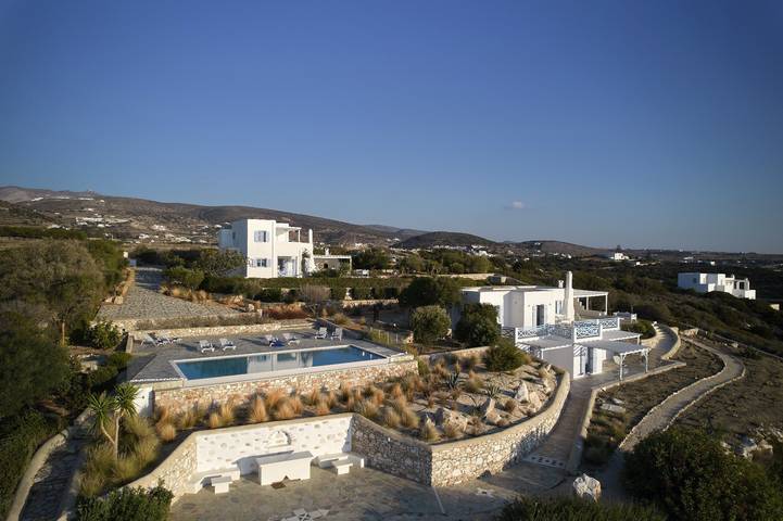 Villa for 6 people, with pool in Paros
