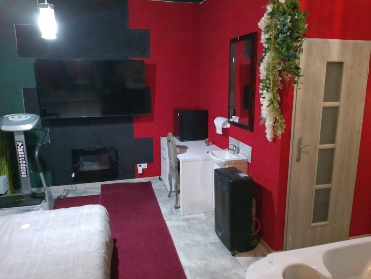 Cały apartament, One-Bedroom Apartment in Legnica, Dolny Śląsk
