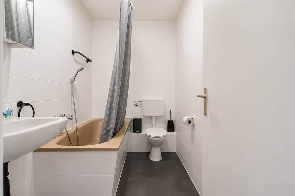Ganze Wohnung, Wohnung für 7 | Seen, Natur, Wlan & Gratis-Parken in Duisburg, Niederrhein