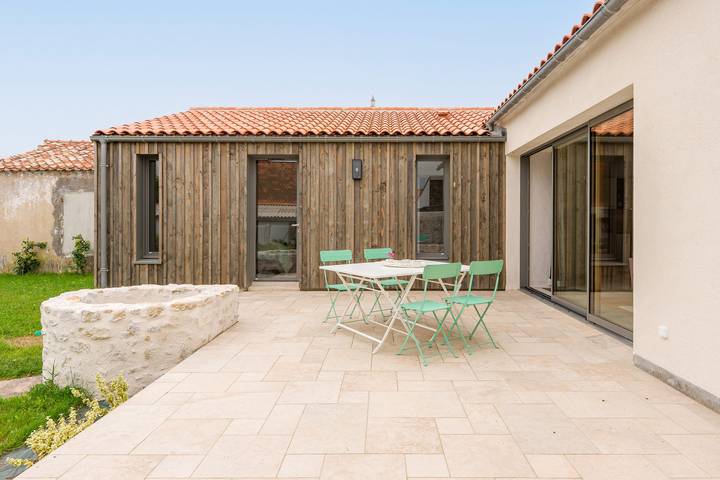 Location de vacances pour 4 personnes, avec jardin, adapté aux familles à Bouin - 4