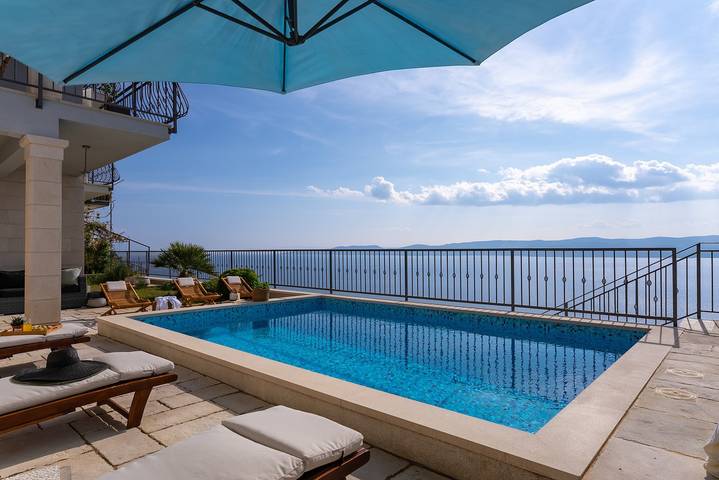 Ferienhaus für 6 Personen, mit Pool und Meerblick sowie Garten in Mimice