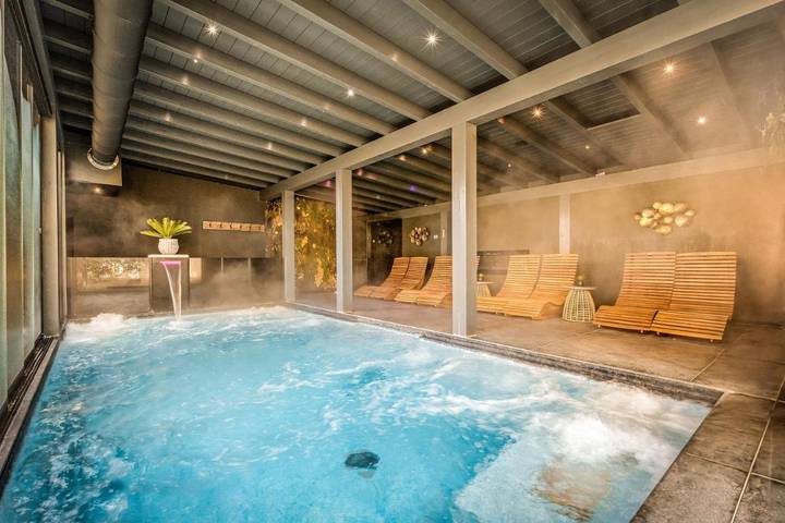 Location de vacances pour 3 personnes, avec jacuzzi et jardin ainsi que piscine et sauna à Tuoro sul Trasimeno - 2