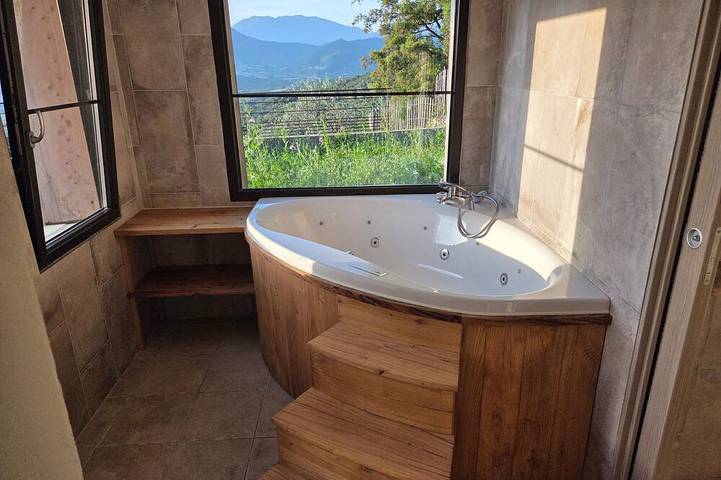 Chambre d’hôte pour 3 personnes, avec jacuzzi et jardin à Sartène - 3