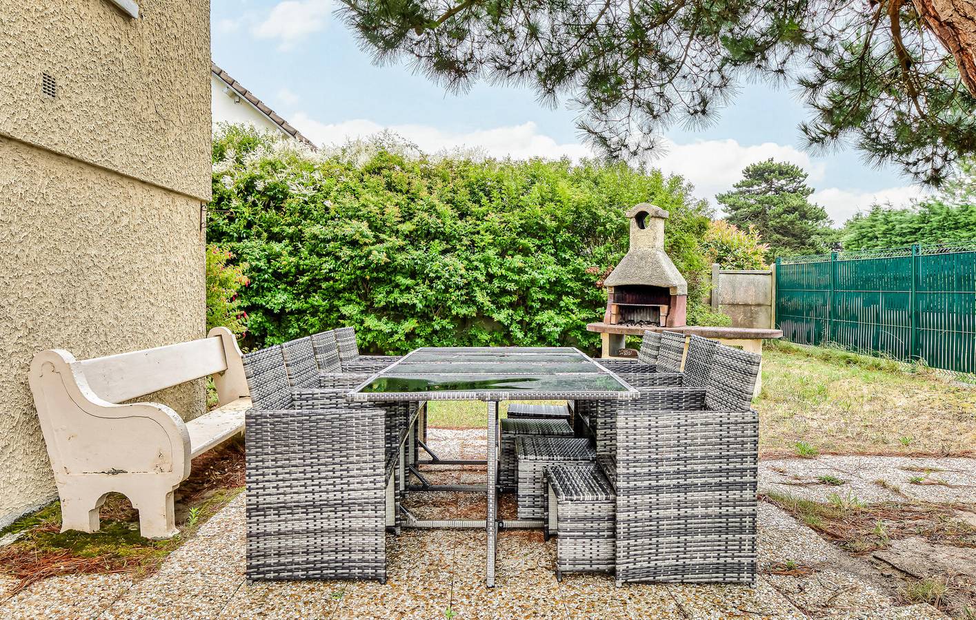 Appartement en bord de mer avec parking, WiFi, TV et jardin in Pirou, Région de Coutances