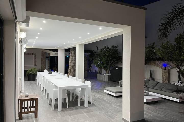 Estupenda Villa Cerca Del Mar - Piscina - Interior Jaccuzi - Hamam - in Ampuriabrava, Alt Empordà