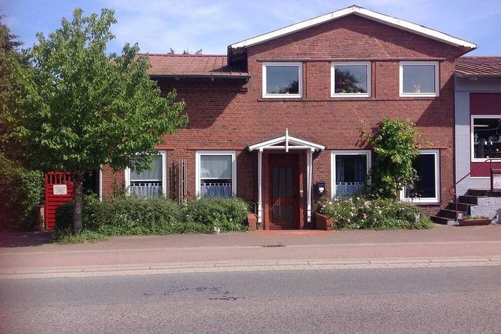 Ferienwohnung für 6 Personen, mit Garten in Süderlügum