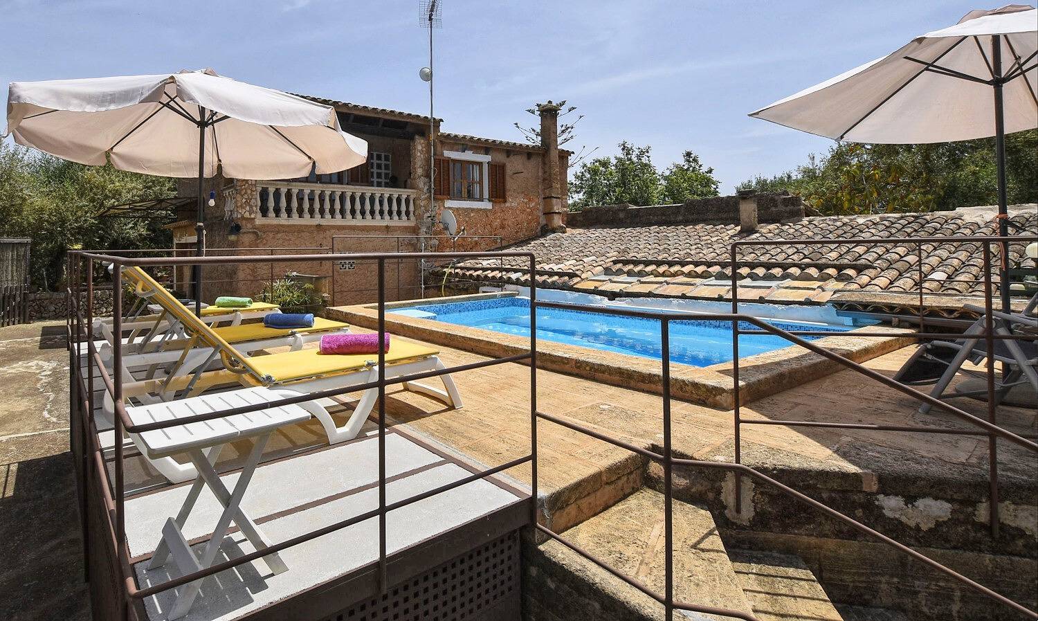Maison de vacances 'Montserrat' avec vue sur la montagne, piscine privée et Wi-Fi in Manacor, Majorque de l'Est